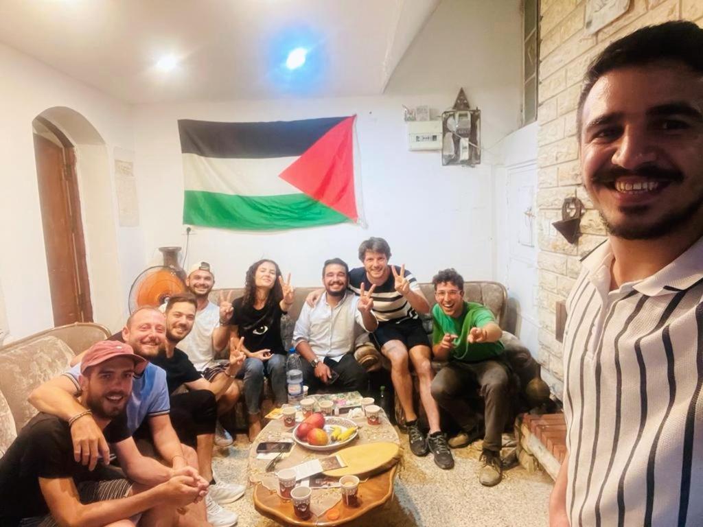 Friends Hostel.Area B Hebron Esterno foto
