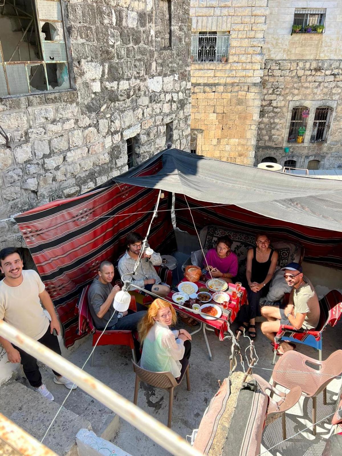 Friends Hostel.Area B Hebron Esterno foto